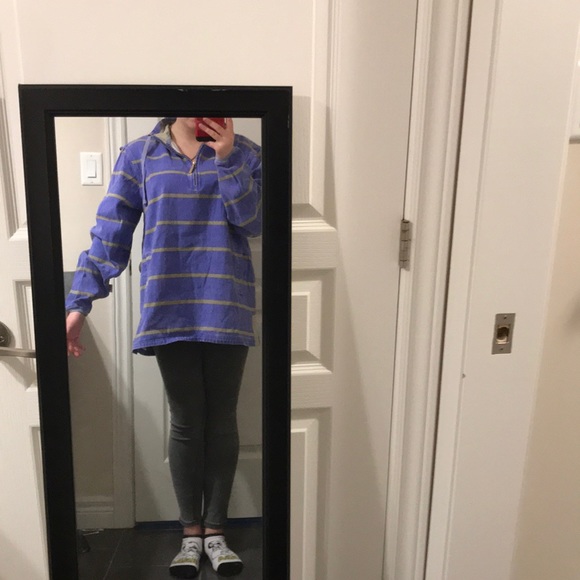 Vintage Sweater - Picture 2 of 4